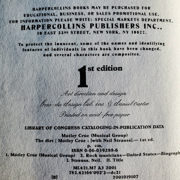 Motley Crue The Dirt : Confessions of the World's Most Notorious Rock Band Book - Picture 9 of 16